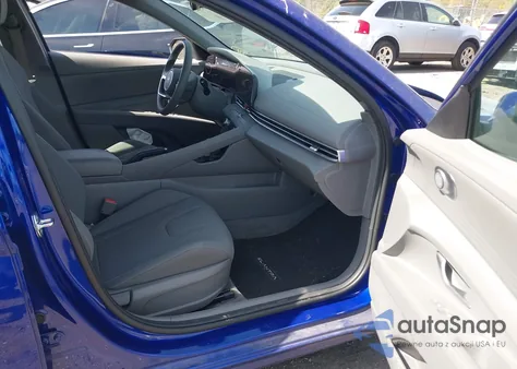 2024 Hyundai Elantra Sel из США, поврежденный, VIN KMHLM4DG4RU686738